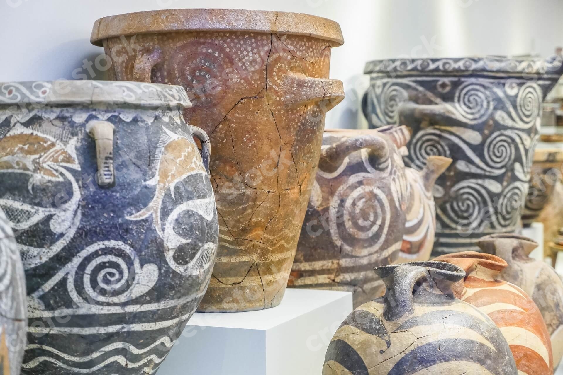 ancient-minoan-ceramic-vessels-in-archaeological-museum-of-heraklion