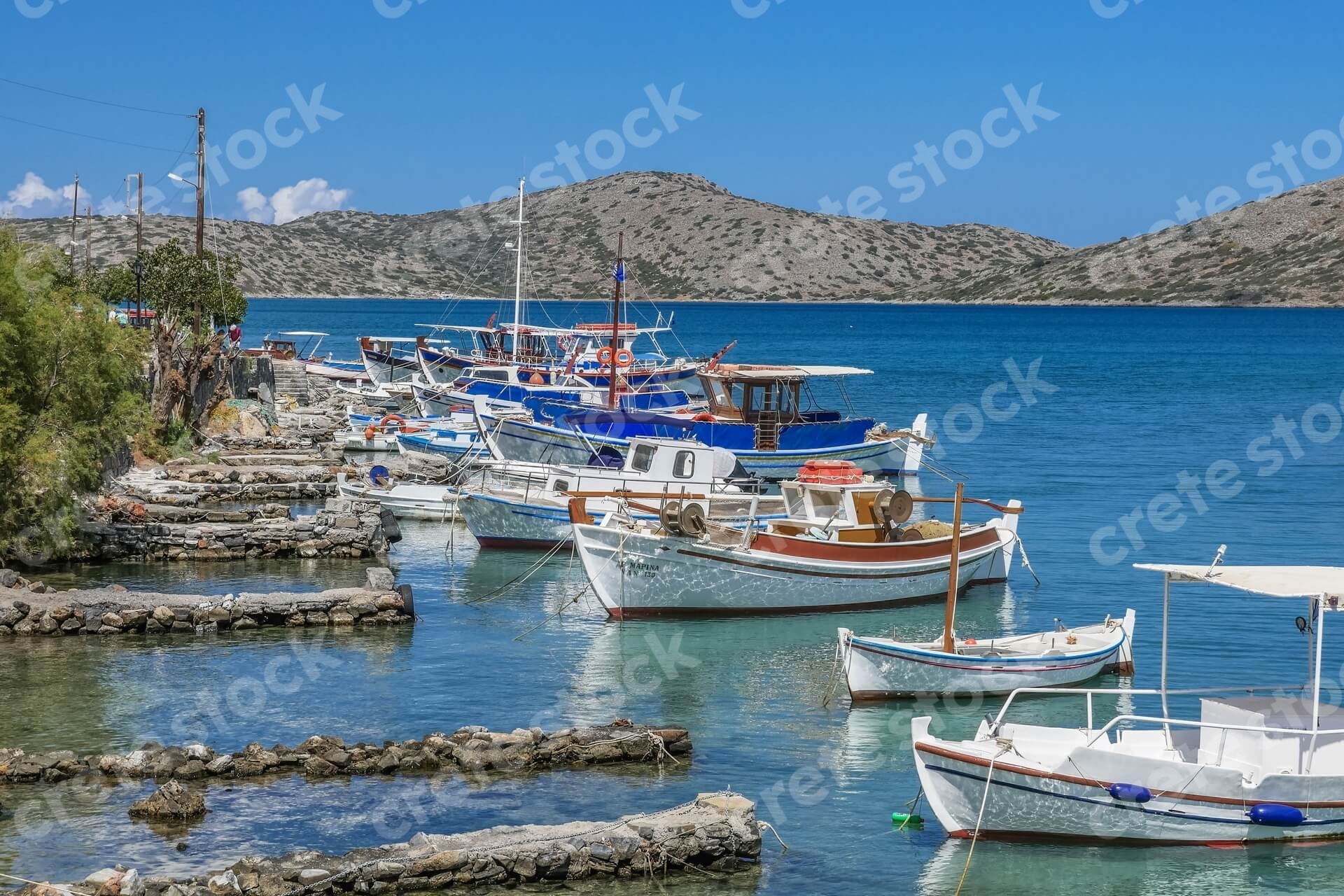 boats-in-elounda-lasithi