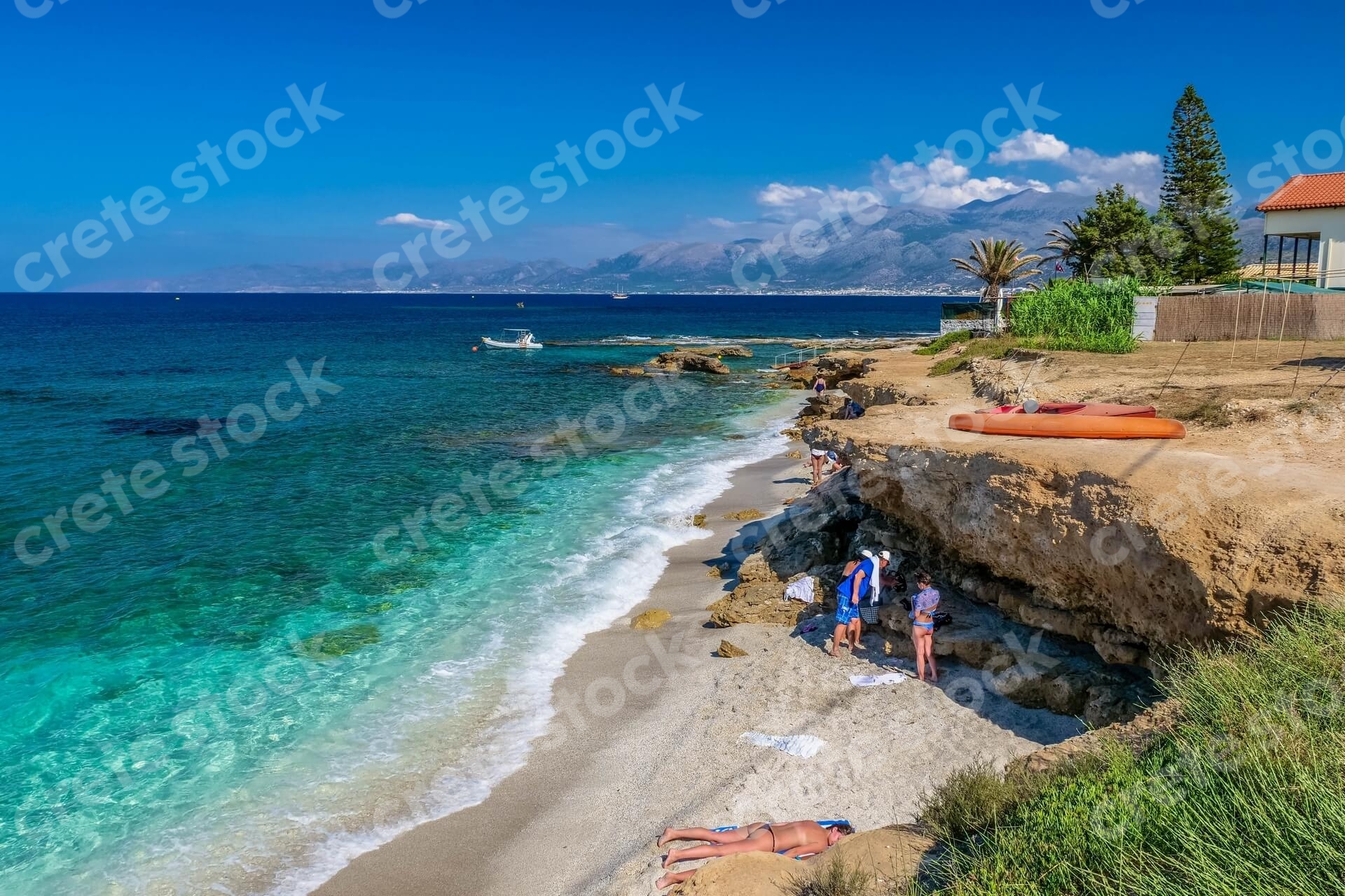 gefiri-saradaris-beach-in-hersonissos-heraklion