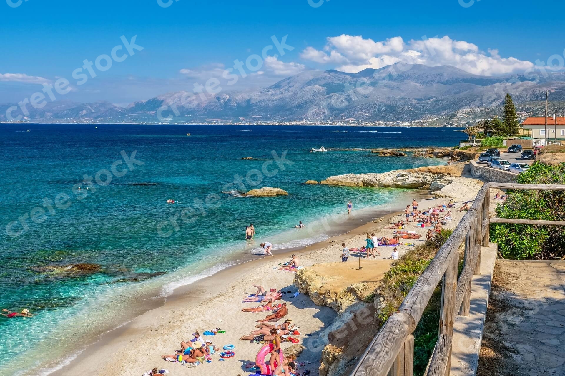 gefiri-saradaris-beach-in-hersonissos-heraklion