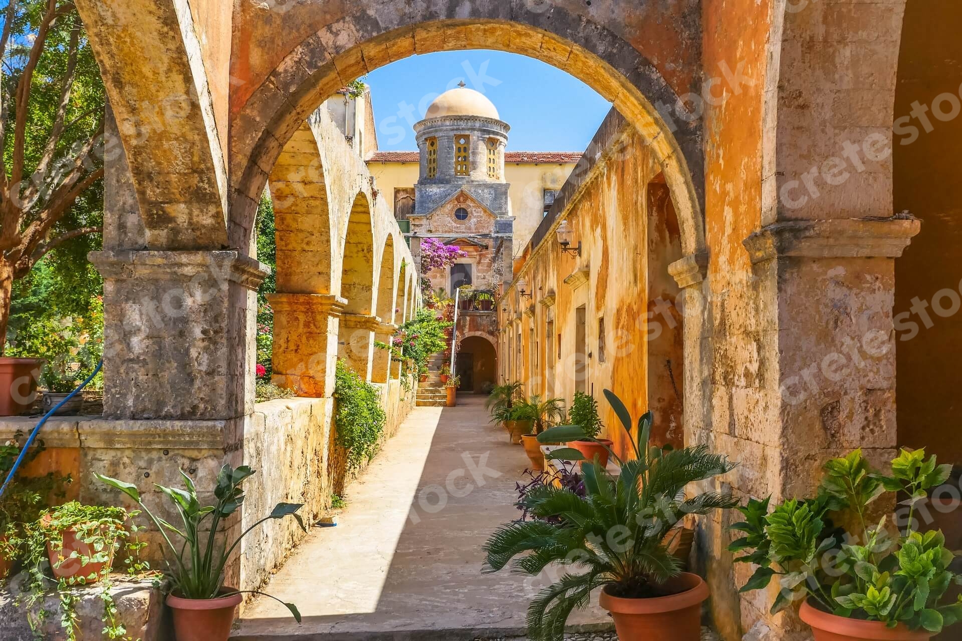 holy-trinity-monastery-agia-triada-tzagaroli-in-chania