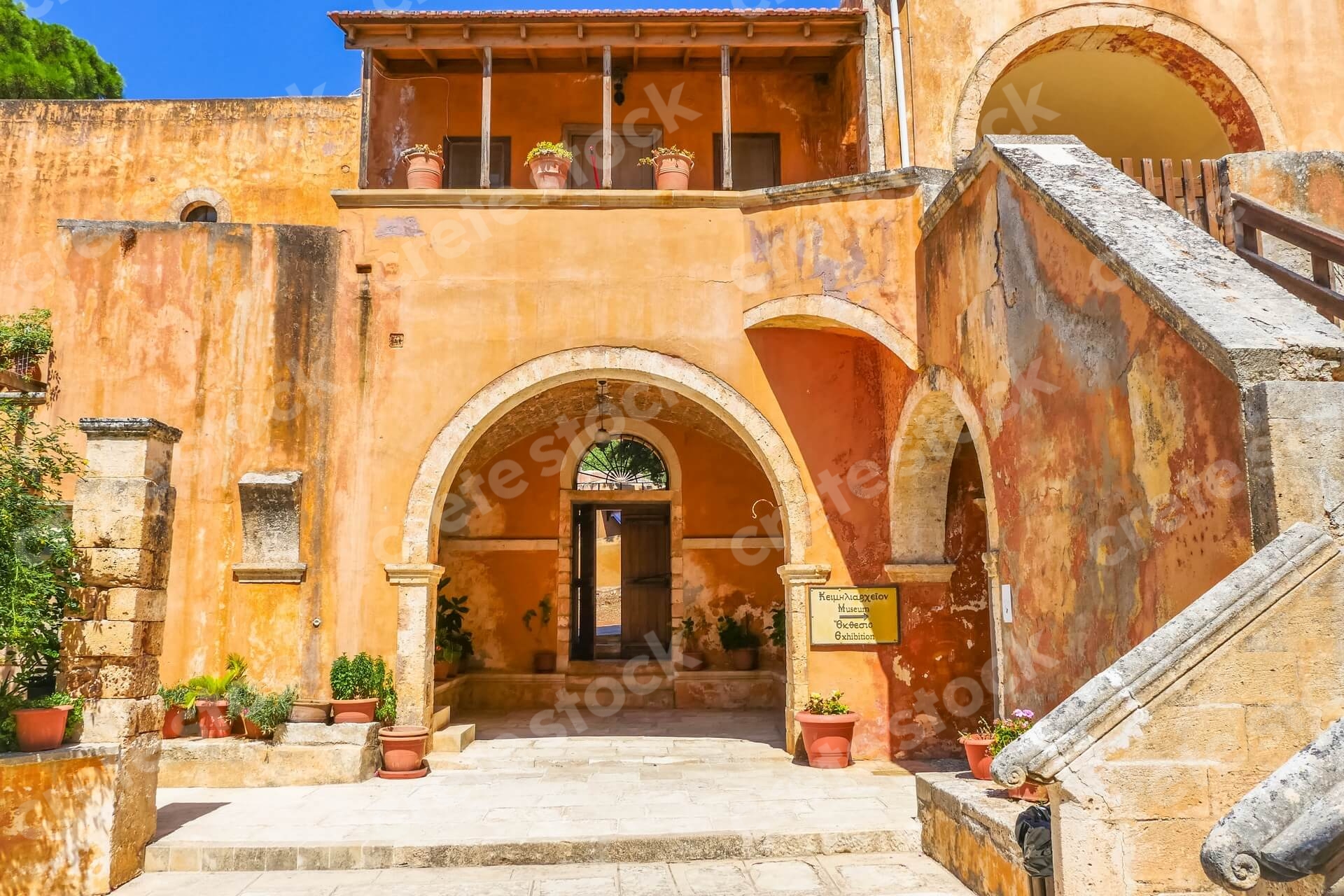 holy-trinity-monastery-agia-triada-tzagaroli-in-chania