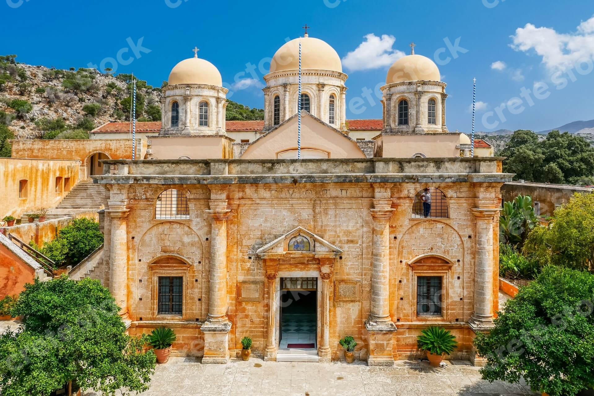 holy-trinity-monastery-agia-triada-tzagaroli-in-chania