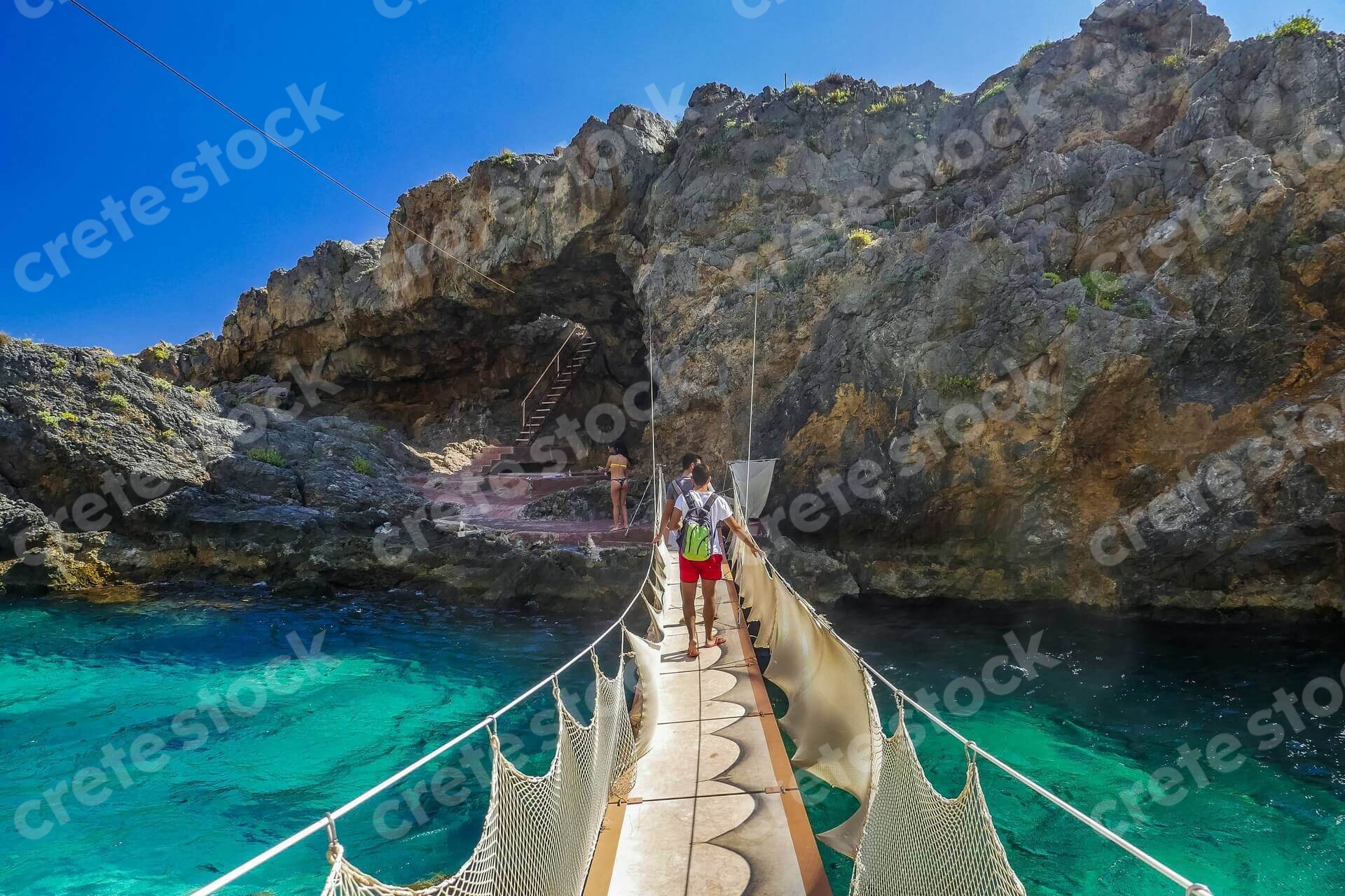 bridge-at-kalypso-beach-in-rethymno