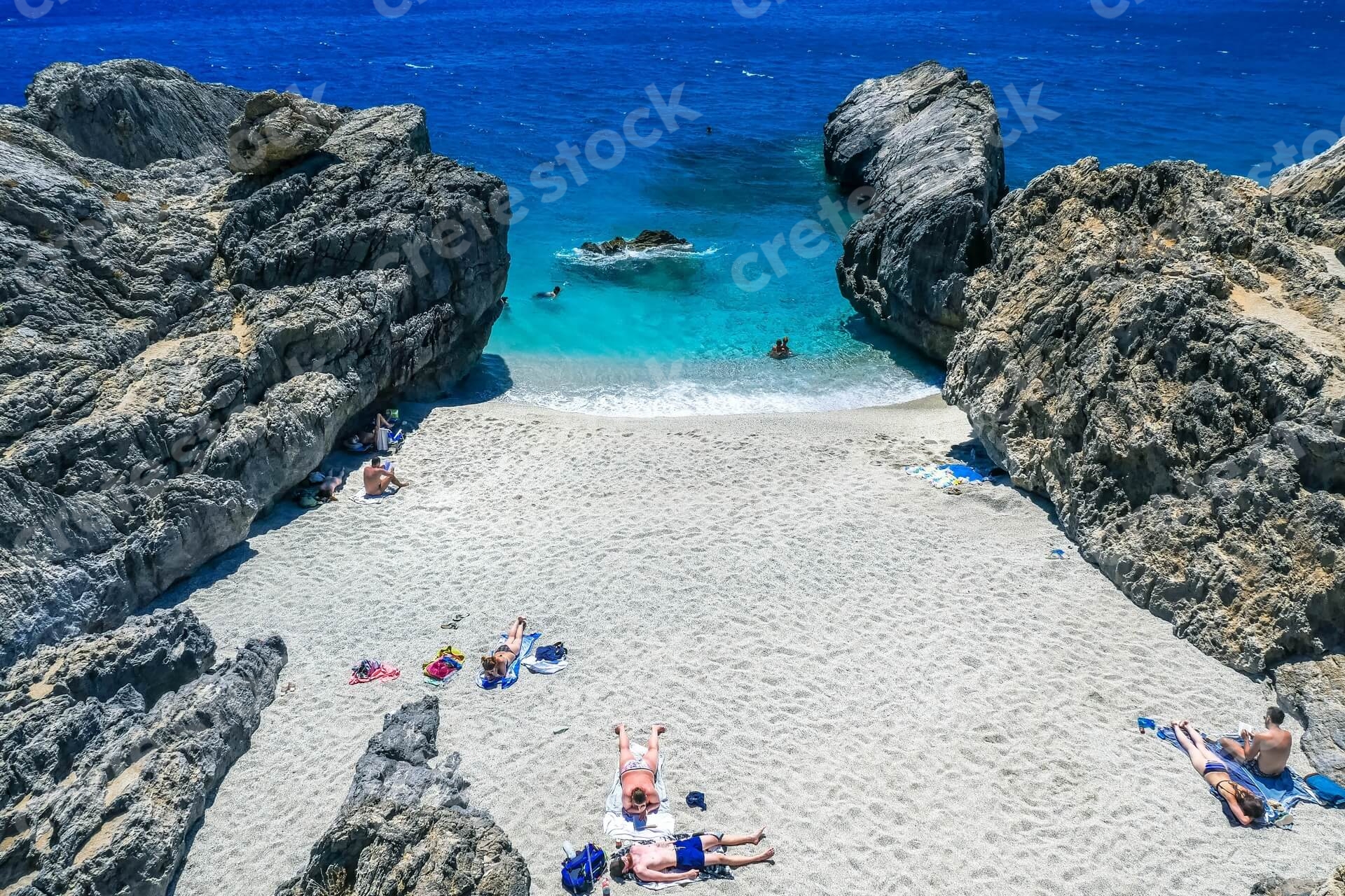 klisidi-beach-in-rethymno