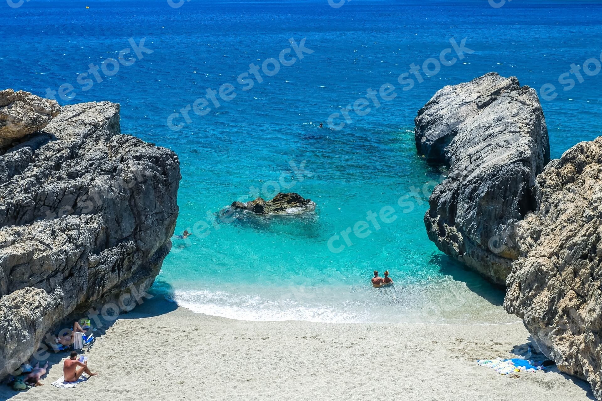 klisidi-beach-in-rethymno