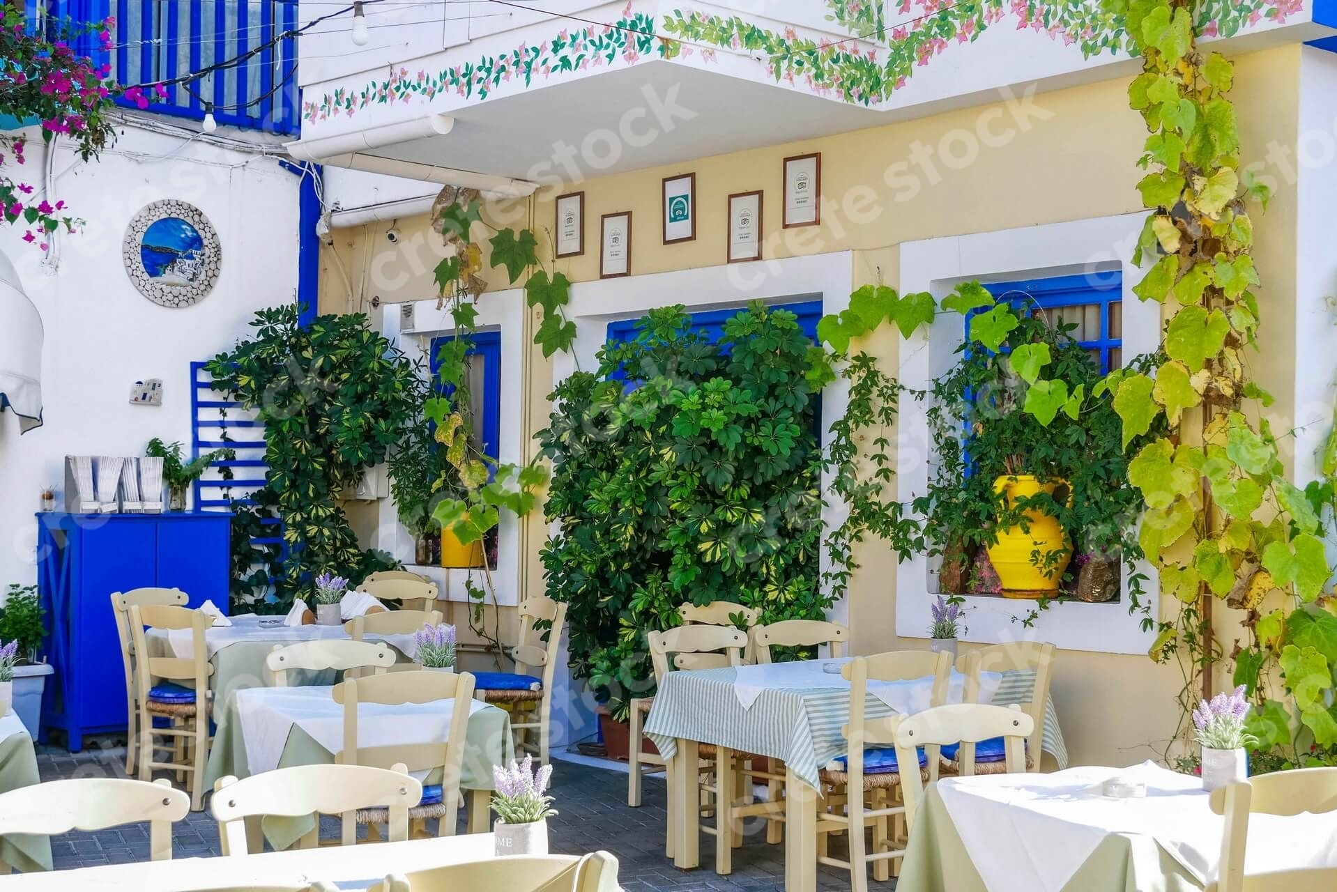 traditional-restaurant-in-malia-old-town-heraklion