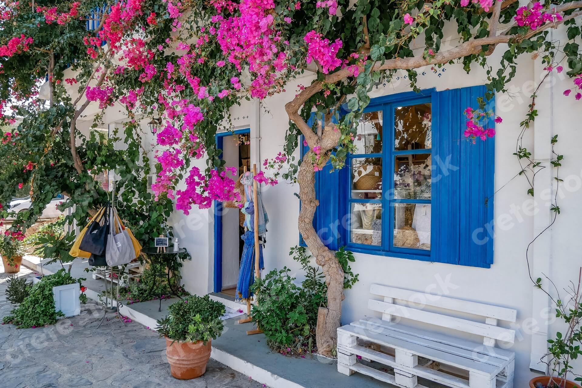 streets-in-mochlos-village-lasithi