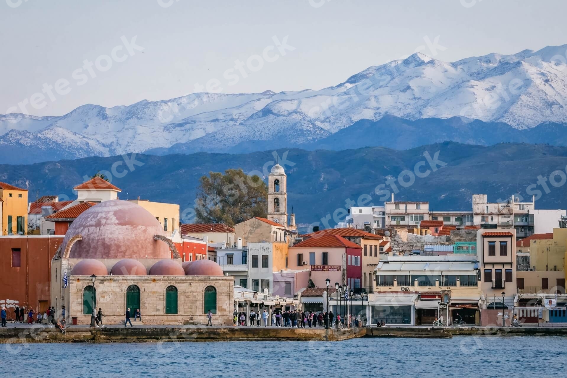 venetian-old-port-in-chania-at-sunset