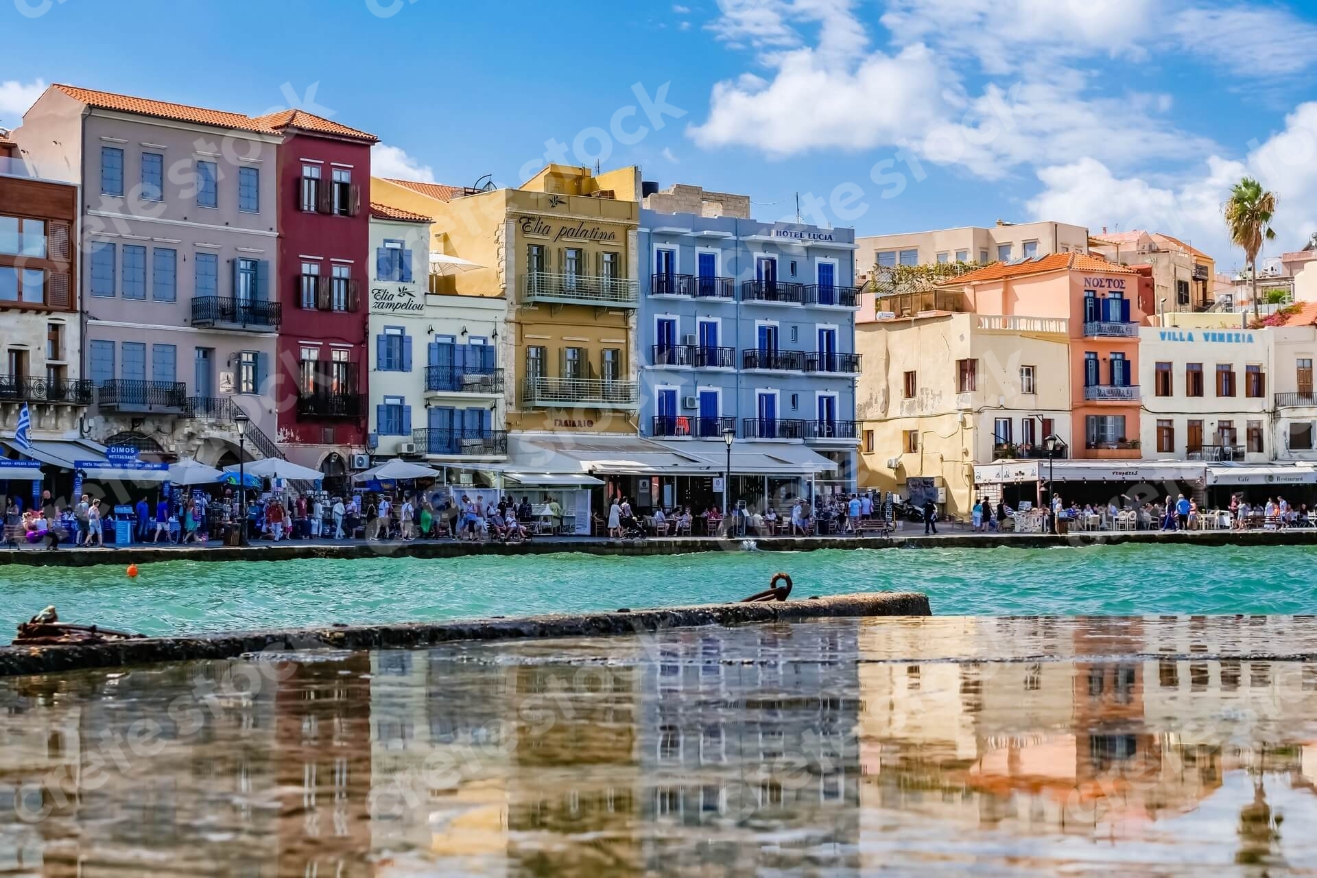 venetian-old-port-in-chania