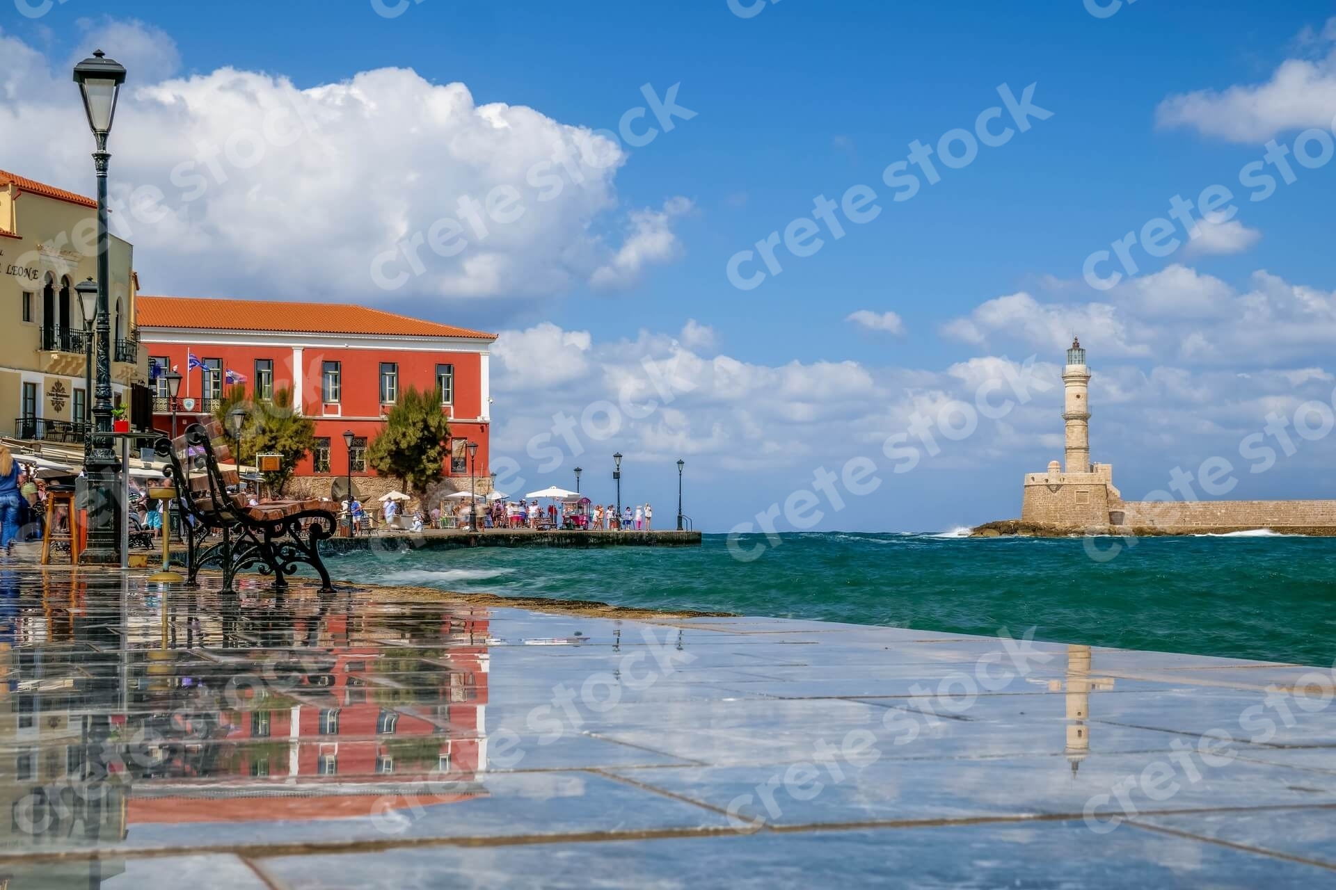 venetian-old-port-in-chania