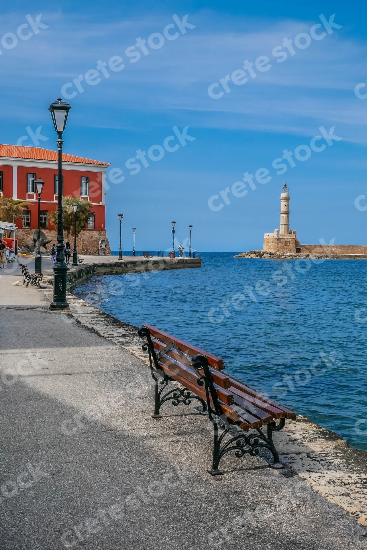 venetian-old-port-in-chania