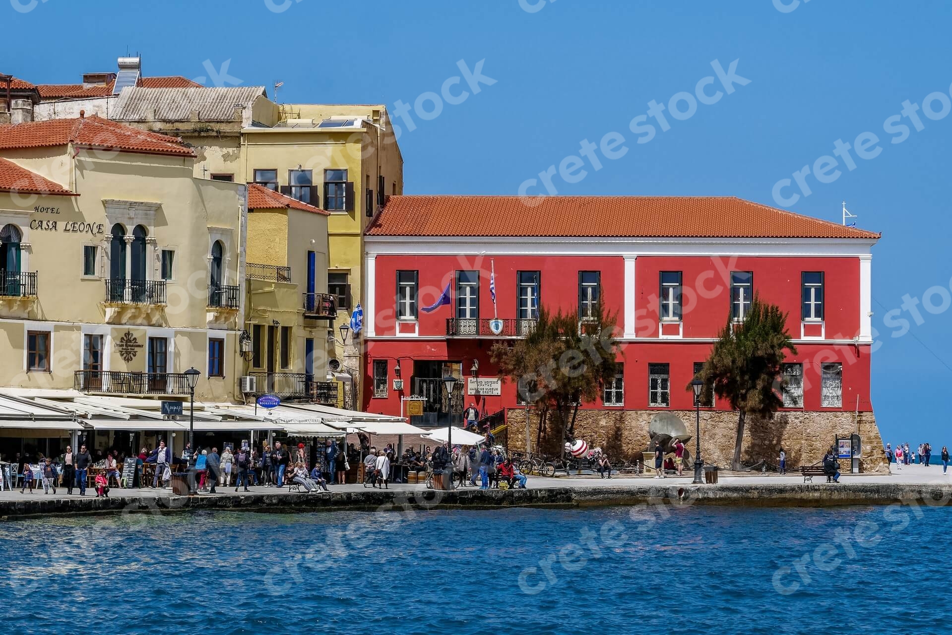 venetian-old-port-in-chania