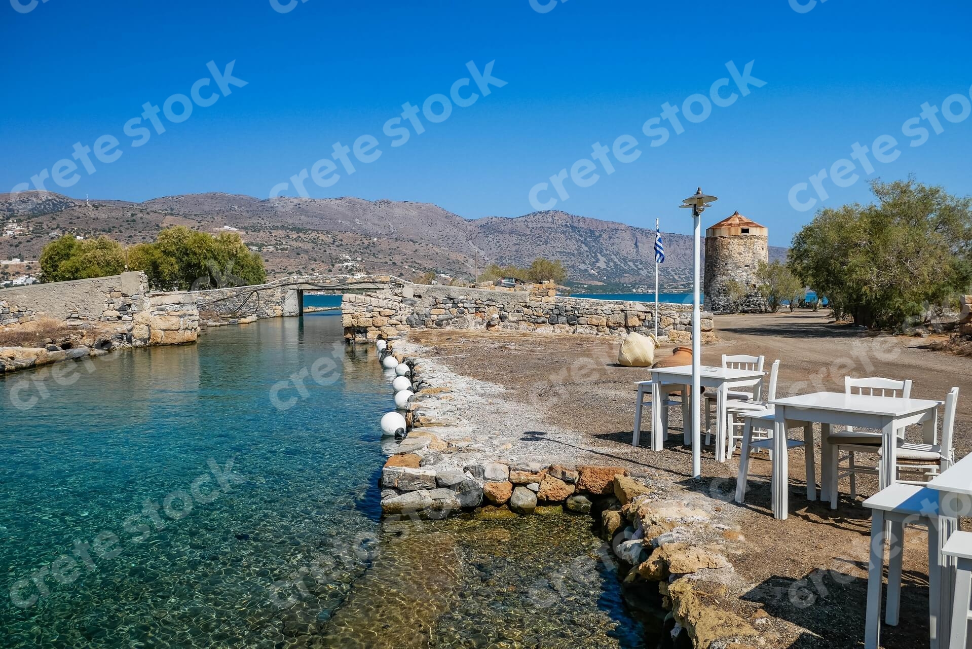 olous-windmills-in-elounda-agios-nikolaos