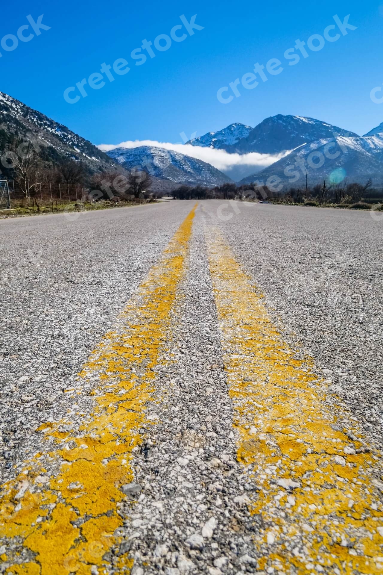 road-to-omalos-mountain-with-snow-in-chania