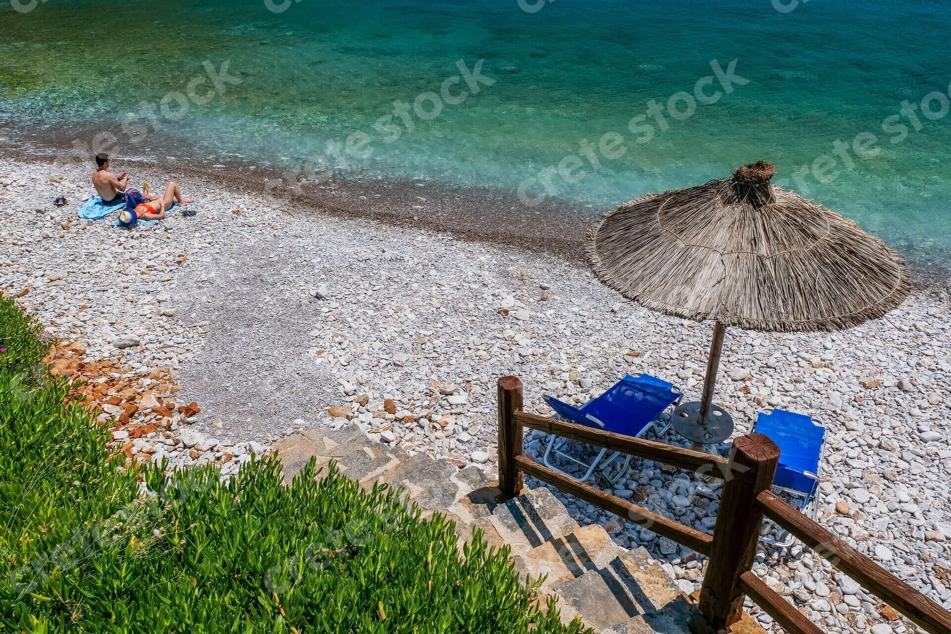 plaka-beach-in-agios-nikolaos-lasithi