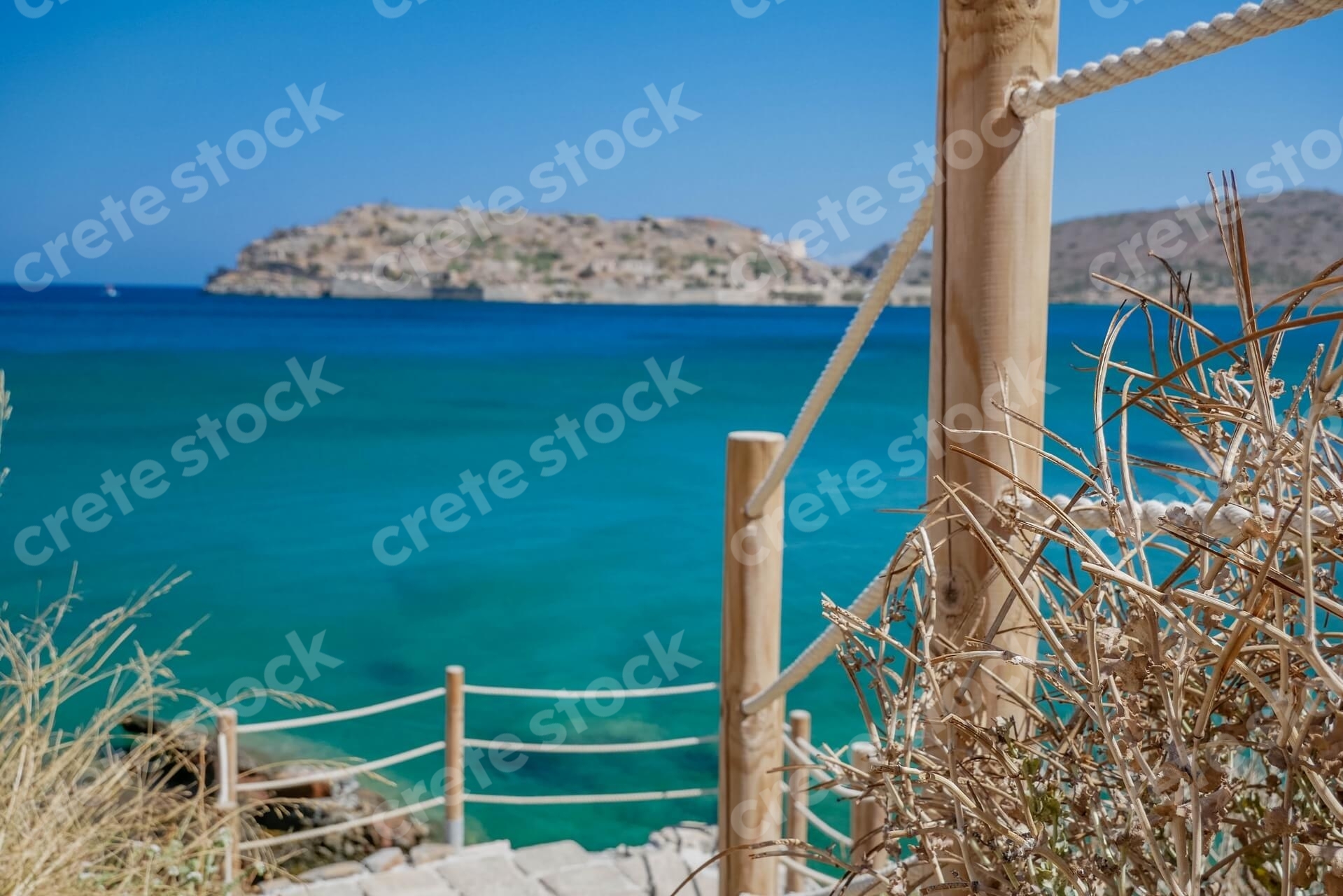 plaka-village-and-spinalonga-island-in-agios-nikolaos-lasithi