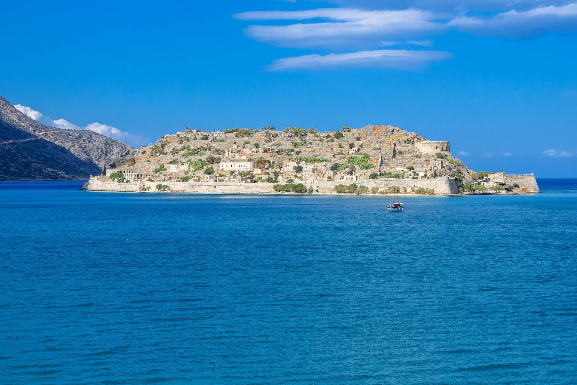 spinalonga-fortress-and-island-elounda-lasithi