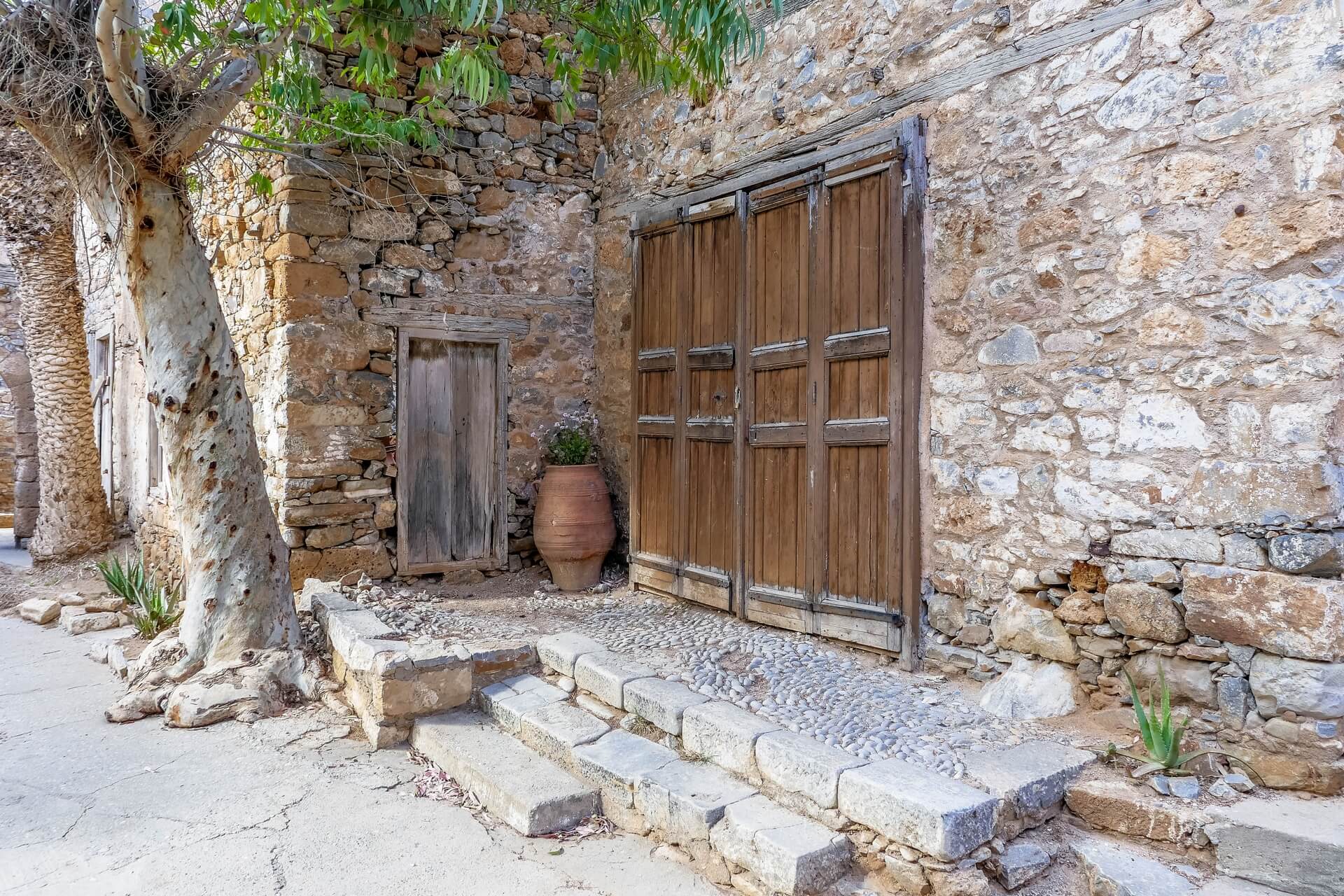 spinalonga-fortress-and-island-elounda-lasithi