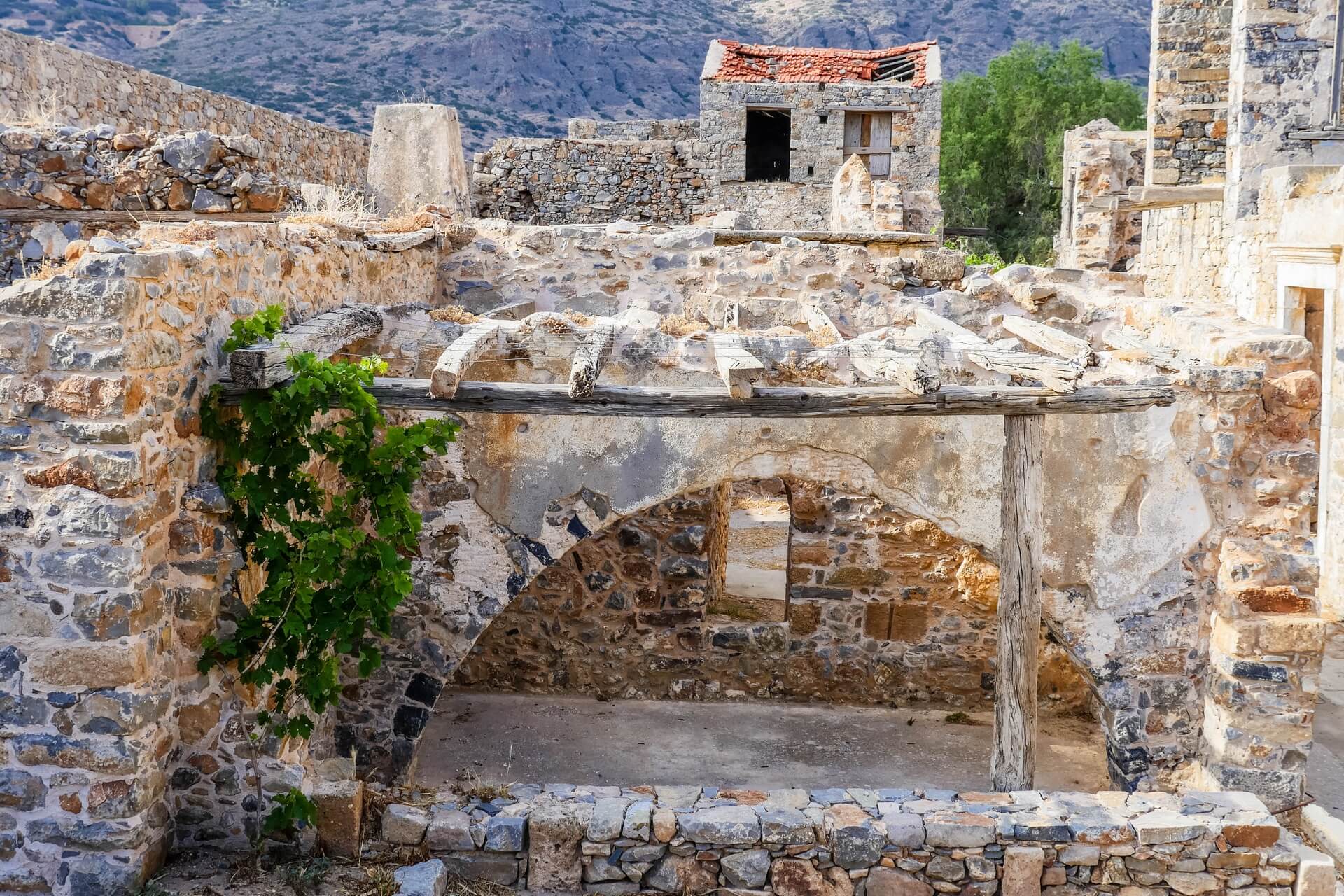 spinalonga-fortress-and-island-elounda-lasithi