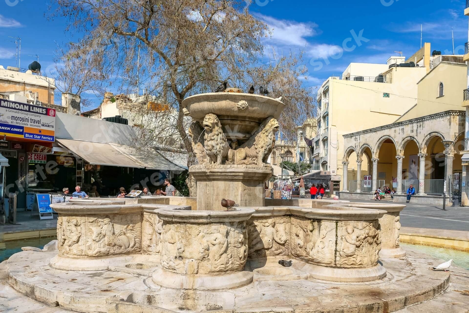 lions-fountain-liontaria-in-heraklion-old-town