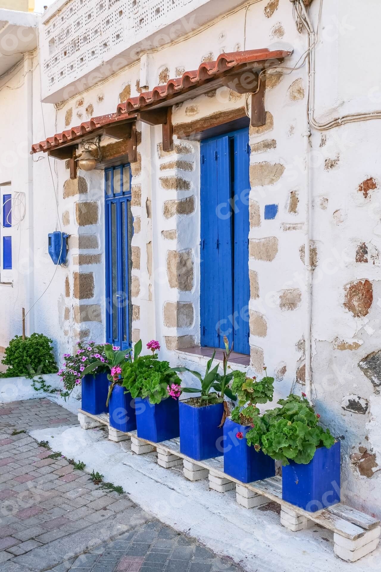 traditional-house-in-piskopiano-village-in-heraklion