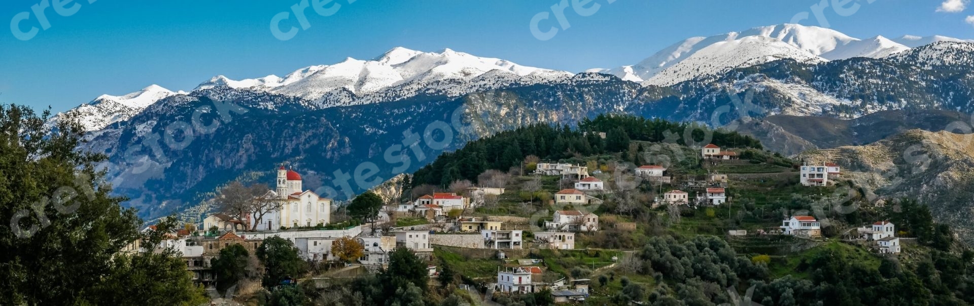 panorama-of-white-mountains-in-chania